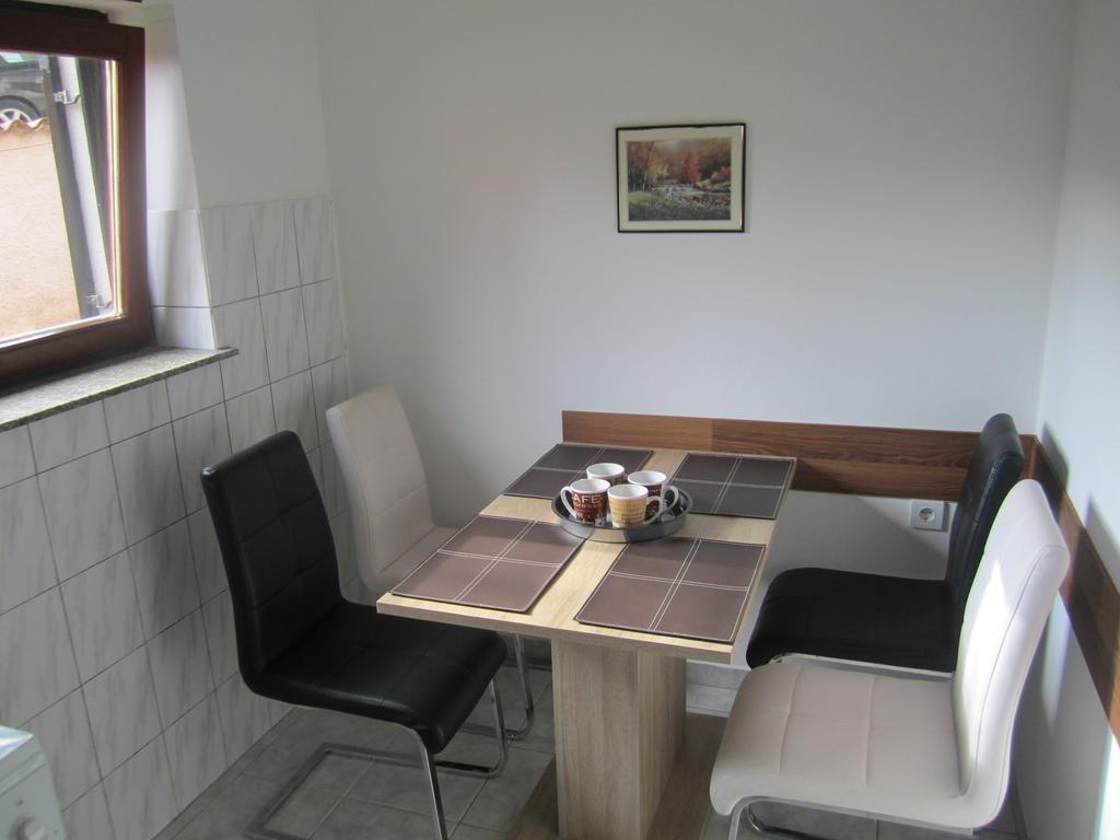 Villa Helena Пула Екстериор снимка